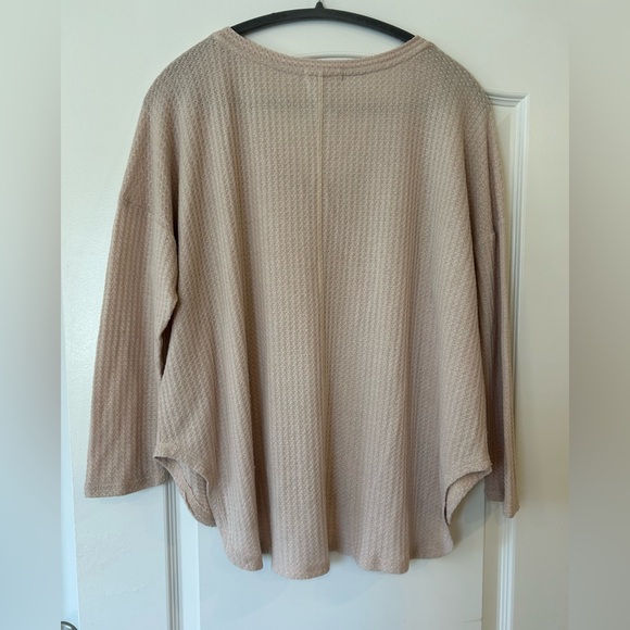 EUC Mod Ref Waffle Knit Long Sleeve Top - Picture 2 of 4